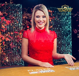 jl9 live casino players at interactive gaming table